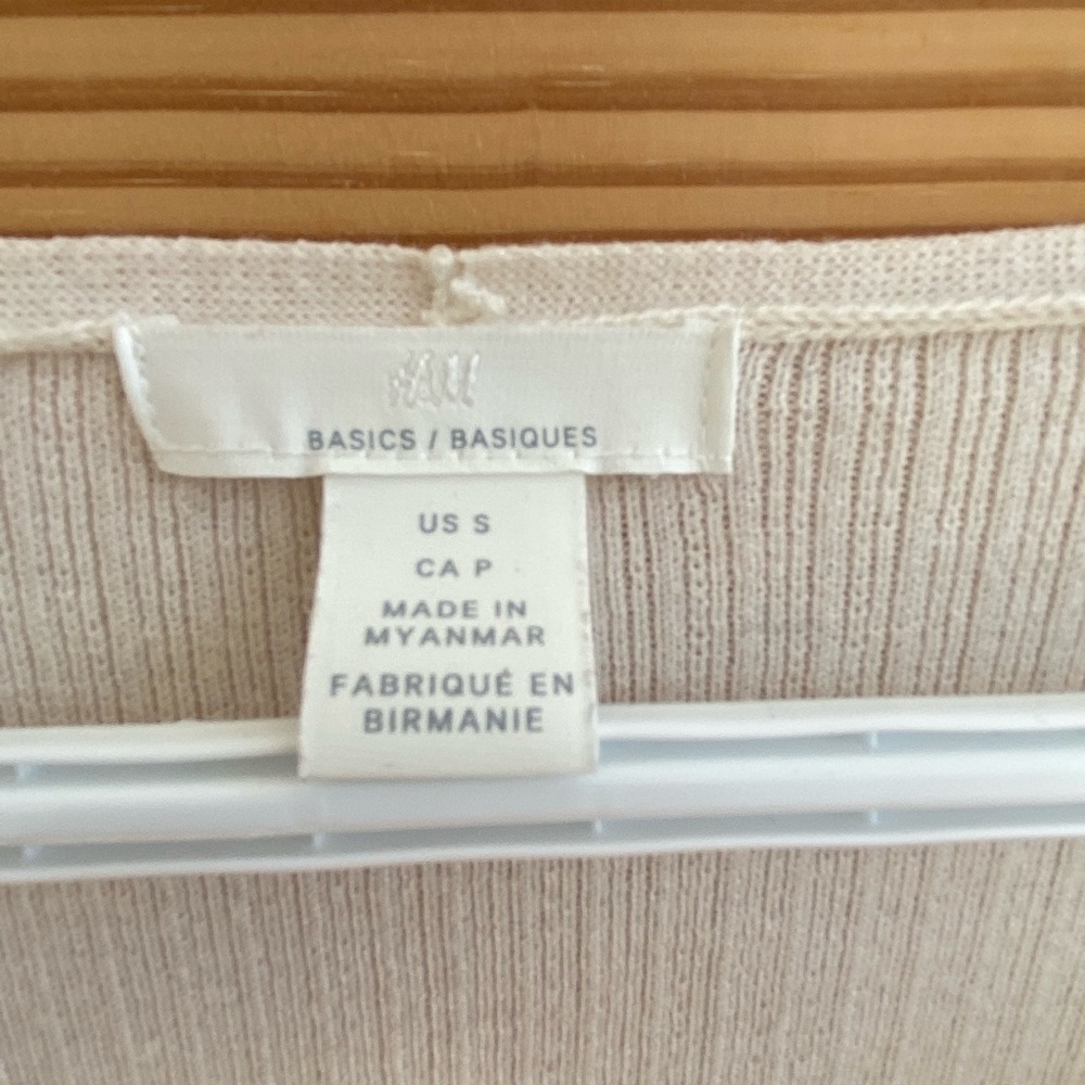 H&M Basic Ribbed Knit Sweater - Picture 2 of 2